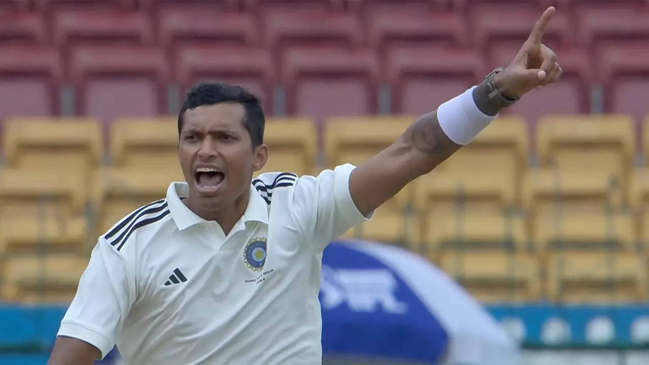 Duleep Trophy: Musheer, Saini keep balance in favour of India B against India A | Duleep Trophy: Musheer, Saini keep balance in favour of India B against India A |