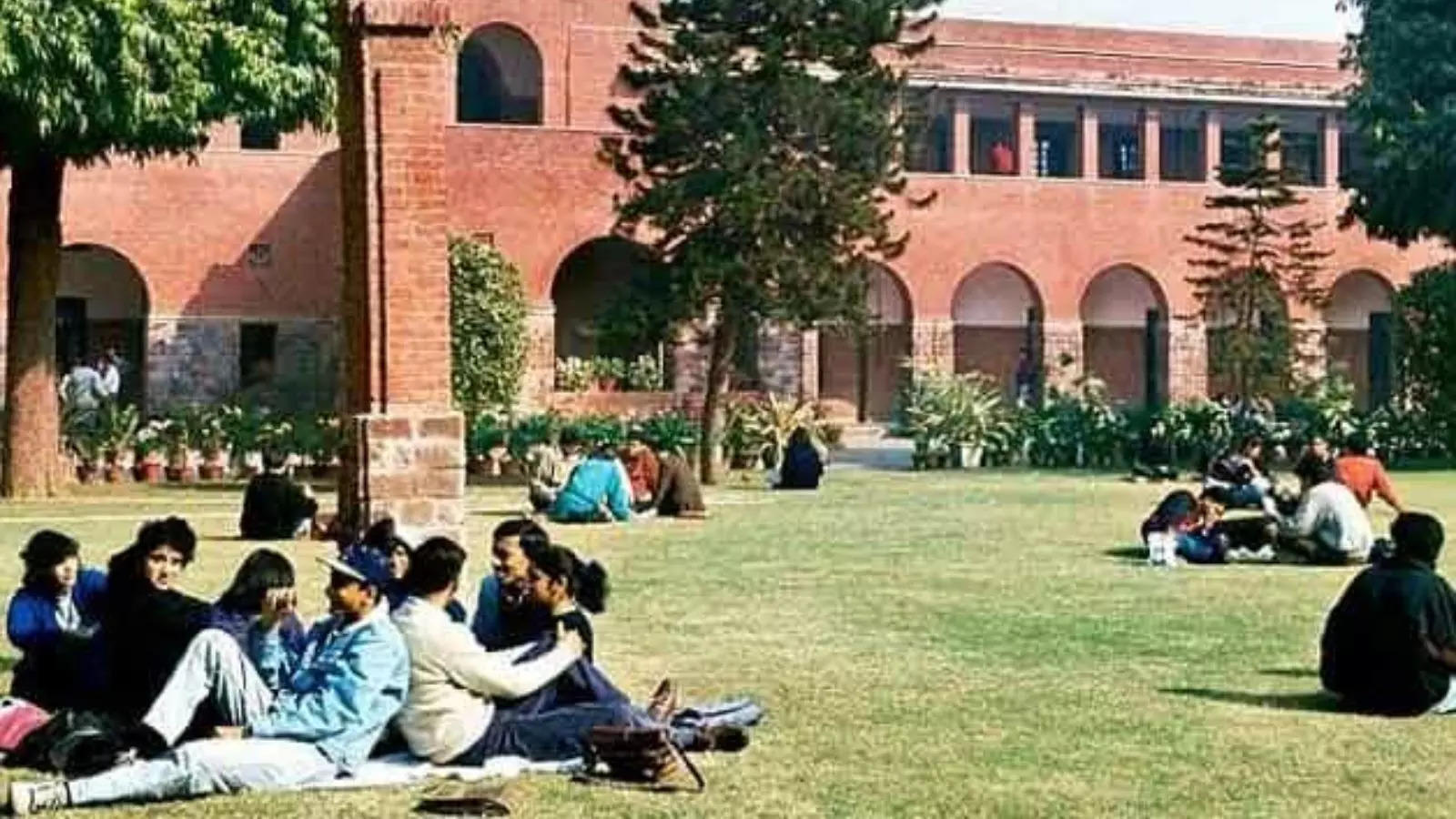 DU NCWEB admission 2024 third cut-off list released: Check details here DU NCWEB admission 2024 third cut-off list released: Check details here