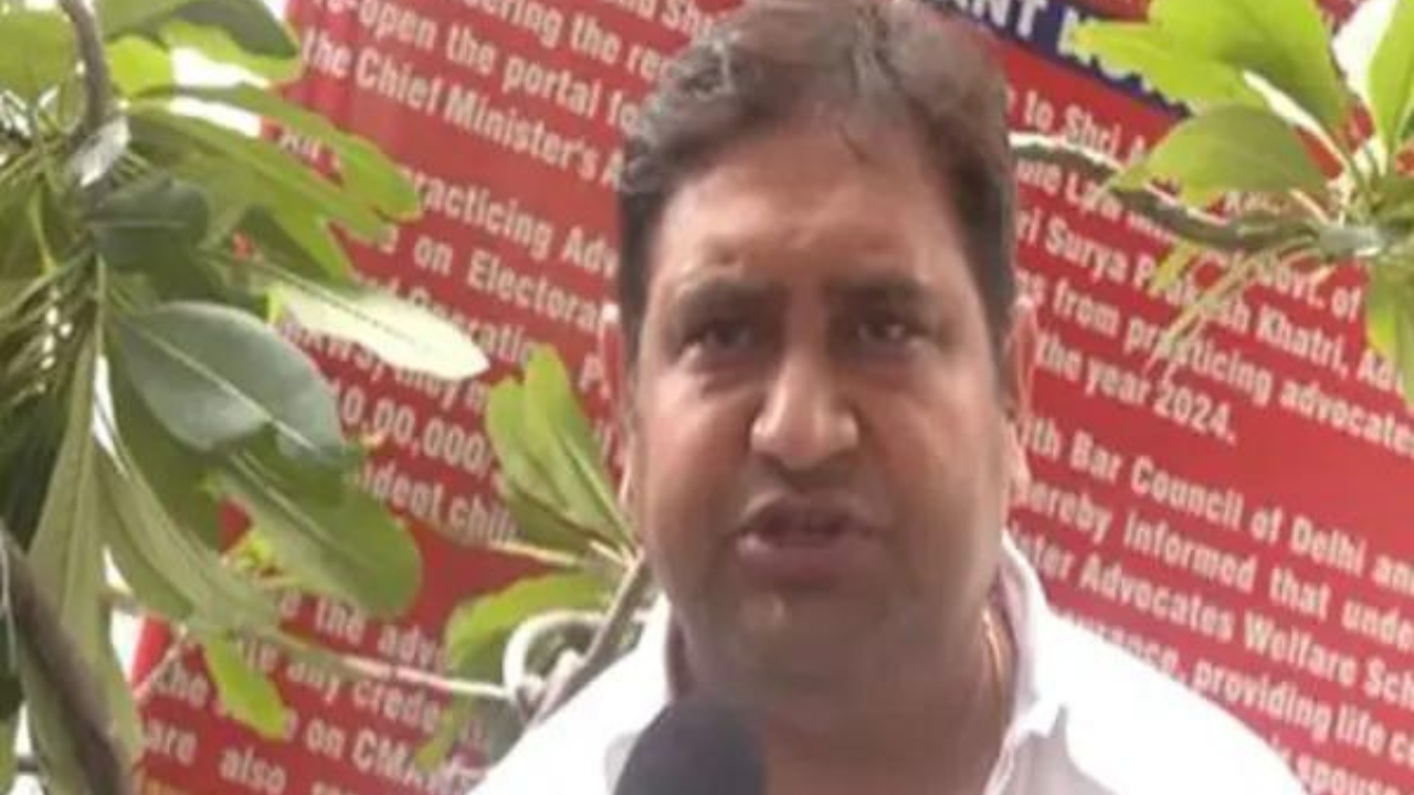 Court acquits former Delhi minister in 2016 rape case Court acquits former Delhi minister in 2016 rape case