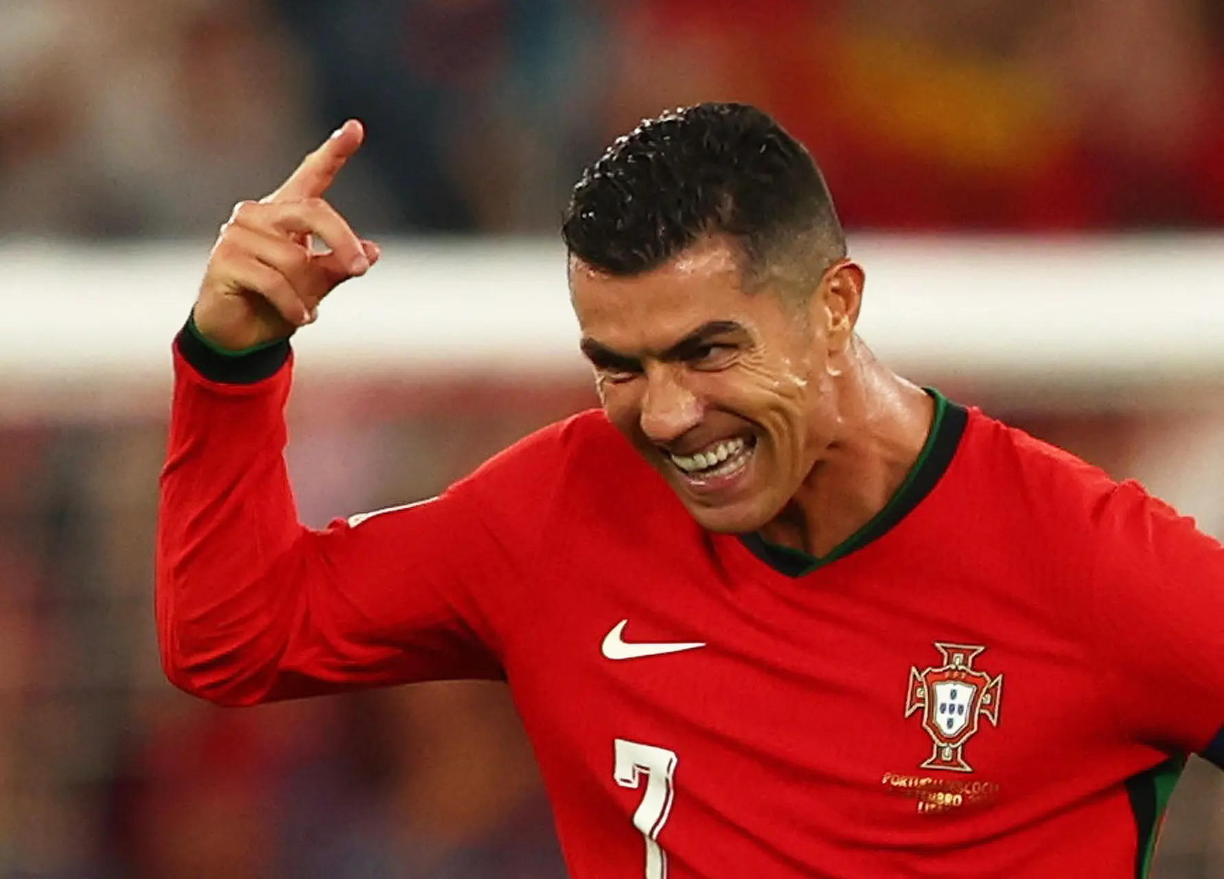 Cristiano Ronaldo: 1 BILLION followers! Cristiano Ronaldo creates social media history Cristiano Ronaldo: 1 BILLION followers! Cristiano Ronaldo creates social media history