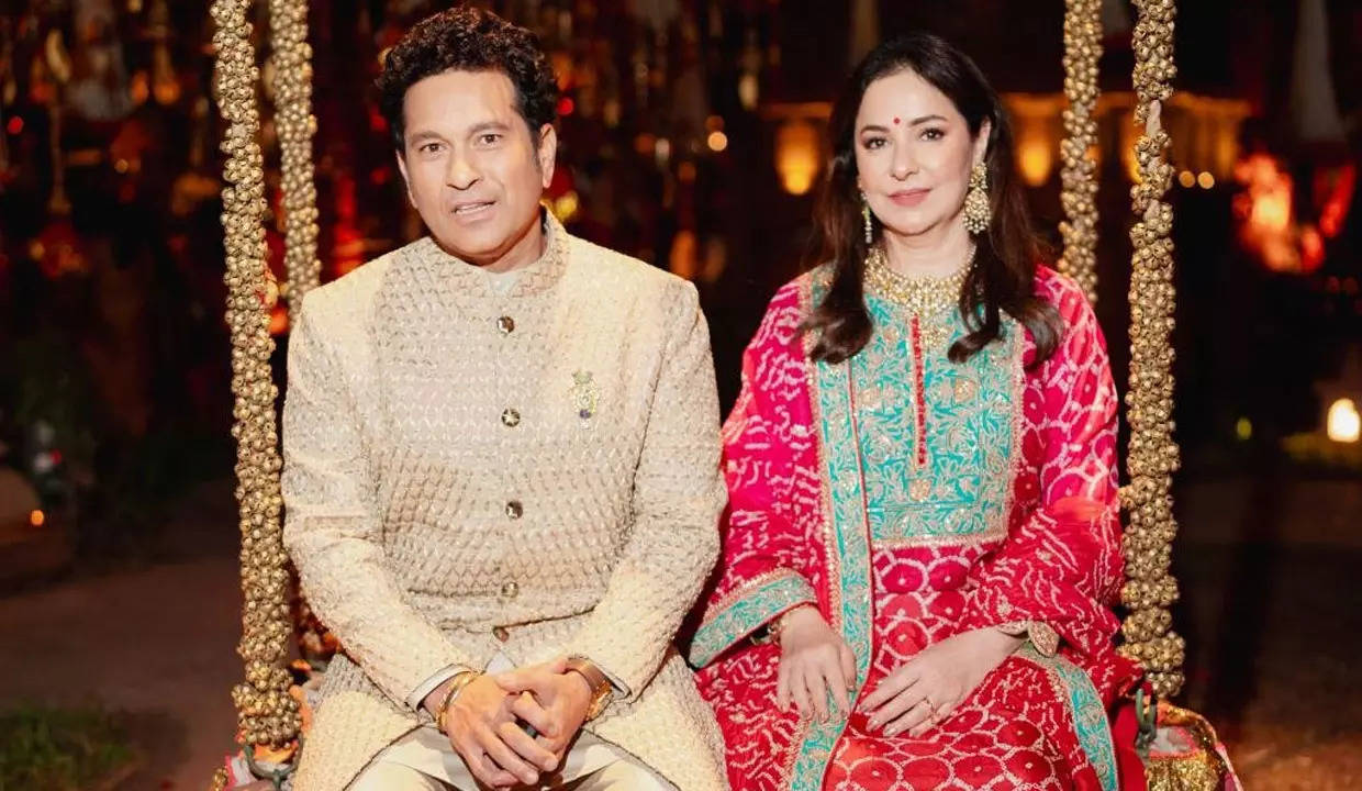 When Sachin Tendulkar changed his appearance for a movie date with Anjali | Off the field News