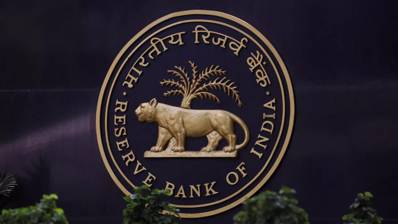 RBI penalizes BNP Paribas and 4 other banking enterprises