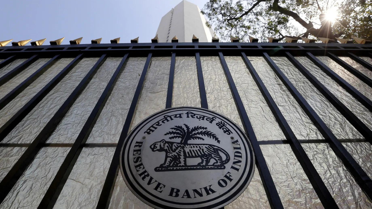 RBI’s pause may continue, Dalal Street to tread cautiously RBI’s pause may continue, Dalal Street to tread cautiously