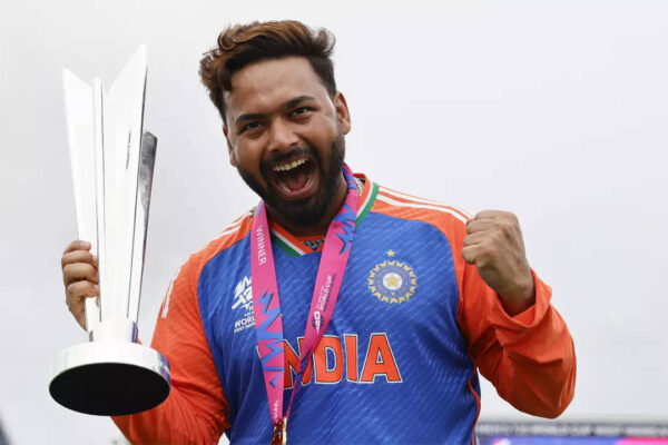 ‘Fearless’ Rishabh Pant gets big thumbs-up from this legend | Cricket News