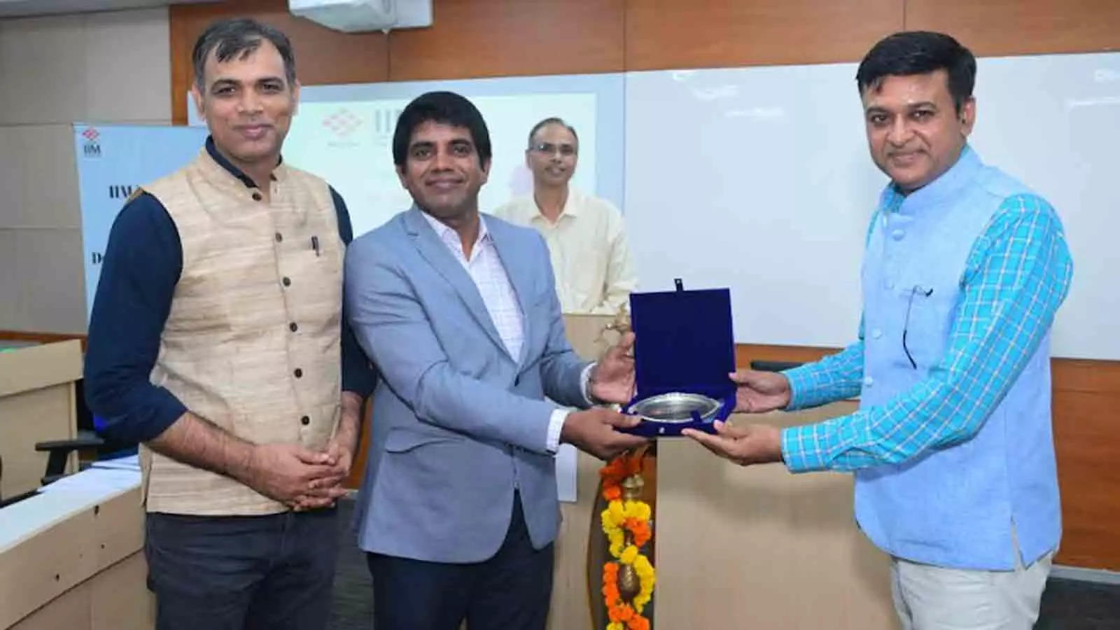 IIM Vizag, SIDBI Introduce 18-month Entrepreneurship Programme IIM Vizag, SIDBI Introduce 18-month Entrepreneurship Programme