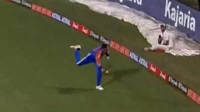 Watch: Hardik Pandya pulls off a stunning running catch | Cricket News Watch: Hardik Pandya pulls off a stunning running catch | Cricket News