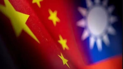 Taiwan: China flexes military muscle near Taiwan, in warning over independence Taiwan: China flexes military muscle near Taiwan, in warning over independence