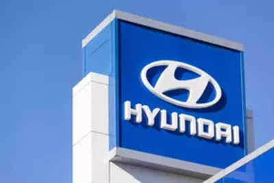Hyundai Motor India’s mega Rs 27,870 crore IPO hits 18% subscriptions on first day Hyundai Motor India’s mega Rs 27,870 crore IPO hits 18% subscriptions on first day