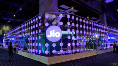 Ambani’s Jio in Talks with Allianz for insurance JVs in India Ambani’s Jio in Talks with Allianz for insurance JVs in India
