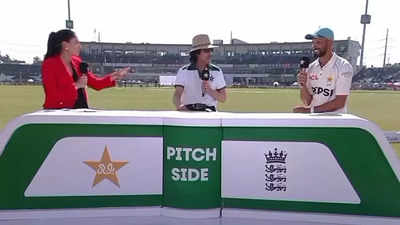‘Harkaten padhe-likhon wali kiya karen’: Furious Mohammad Amir hits out at Ramiz Raja – Watch | Cricket News ‘Harkaten padhe-likhon wali kiya karen’: Furious Mohammad Amir hits out at Ramiz Raja – Watch | Cricket News