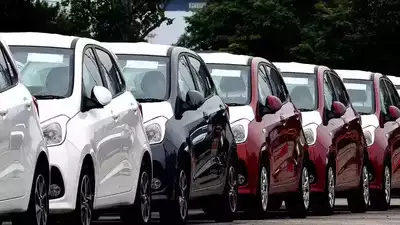 Discounts come as Diwali gift as auto makers try to drive sales Discounts come as Diwali gift as auto makers try to drive sales