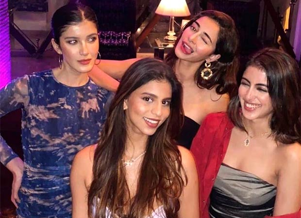 Ananya Panday confesses that she, Navya Naveli Nanda, Shanaya Kapoor, Suhana Khan are part of a WhatsApp group called ‘Ananya’s Fans’: “I named it, obviously” : Bollywood News Ananya Panday confesses that she, Navya Naveli Nanda, Shanaya Kapoor, Suhana Khan are part of a WhatsApp group called ‘Ananya’s Fans’: “I named it, obviously” : Bollywood News