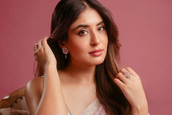 Kritika Kamra launches fashion initiative to empower local artisans of Chanderi : Bollywood News Kritika Kamra launches fashion initiative to empower local artisans of Chanderi : Bollywood News