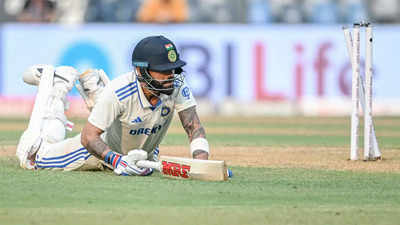 15 minutes, 8 balls, 3 wickets! Crazy scenes at Wankhede as India lose plot late on Day 1 | Cricket News